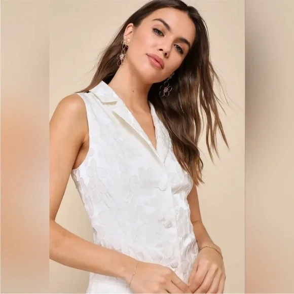 NWT Lulus Confidently Adorable Floral Jacquard Blazer Mini Button Dress White M - Picture 6 of 8